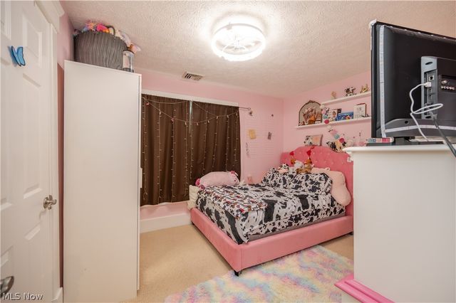 124 Hartzell Avenue, Niles, OH 44446