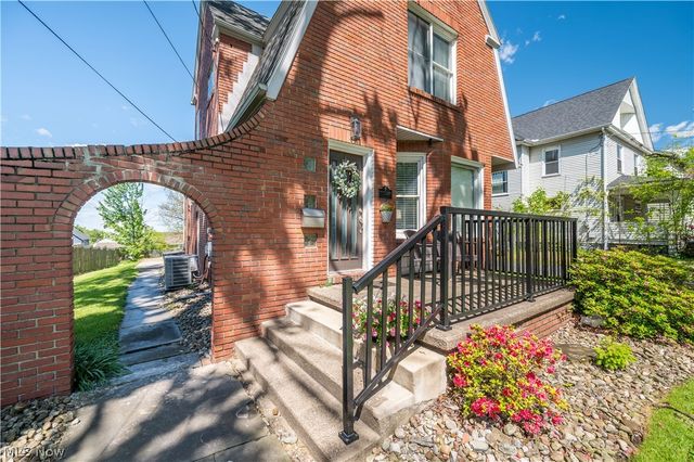 124 Hartzell Avenue, Niles, OH 44446