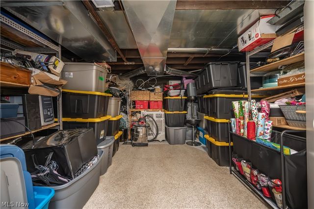 124 Hartzell Avenue, Niles, OH 44446
