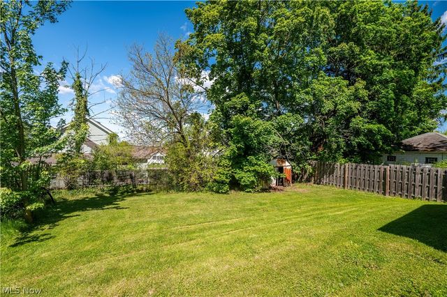 124 Hartzell Avenue, Niles, OH 44446