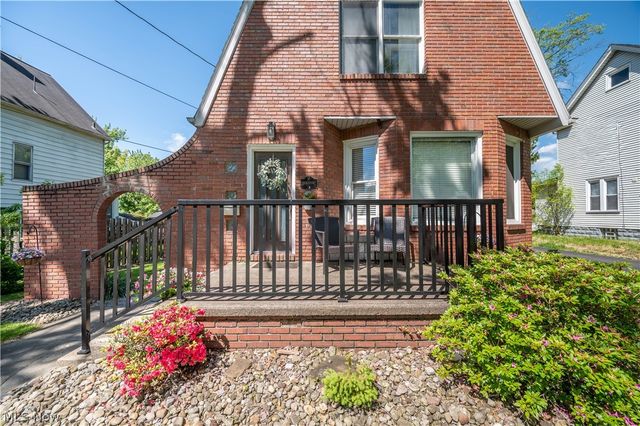 124 Hartzell Avenue, Niles, OH 44446