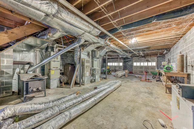 306 Burley Shouns Lane, Mountain City, TN 37683