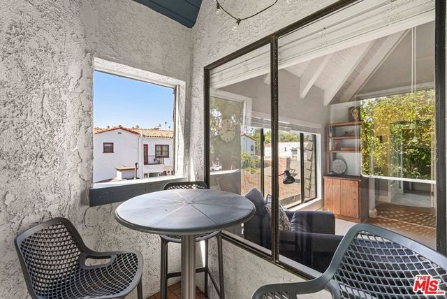 1013 16th Street 101, Santa Monica, CA 90403