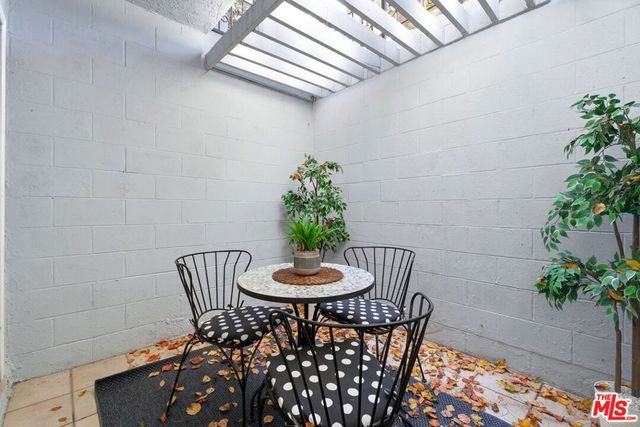 1013 16th Street 101, Santa Monica, CA 90403