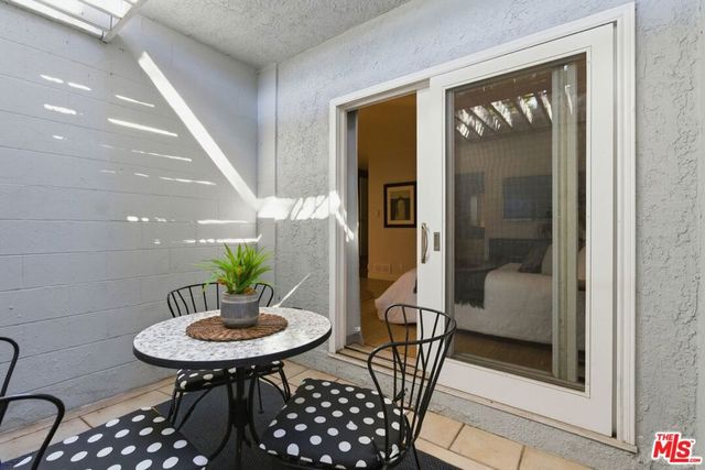 1013 16th Street 101, Santa Monica, CA 90403