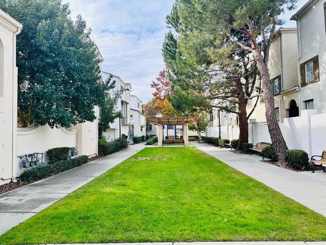52 Wind Song, Milpitas, CA 95035