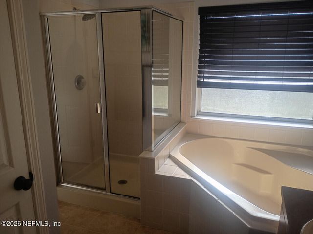 694 CHERRY BARK Drive, Jacksonville, FL 32218