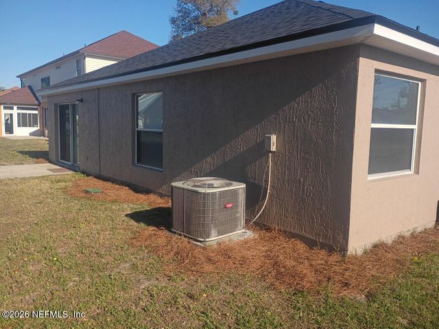 694 CHERRY BARK Drive, Jacksonville, FL 32218