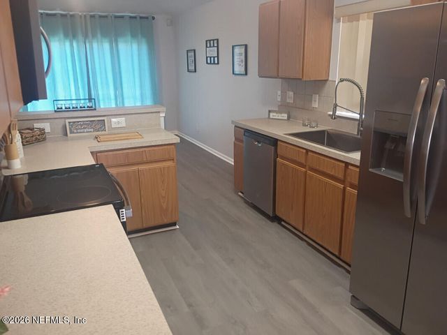 694 CHERRY BARK Drive, Jacksonville, FL 32218