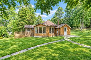 5 Jacobs Lane, Wading River, NY 11792