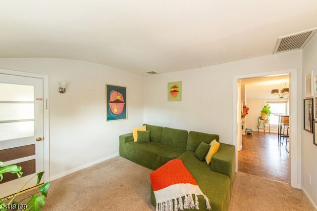 530 Up Mountain Avenue, Montclair Twp., NJ 07006