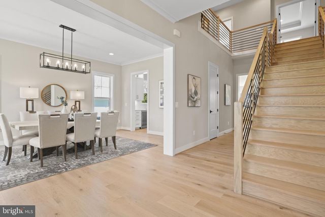 404 WINDOVER CT NW, Vienna, VA 22180