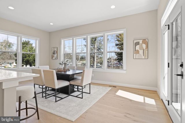 404 WINDOVER CT NW, Vienna, VA 22180