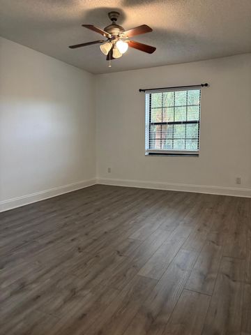 3000 Florida Boulevard 203-D, Delray Beach, FL 33483