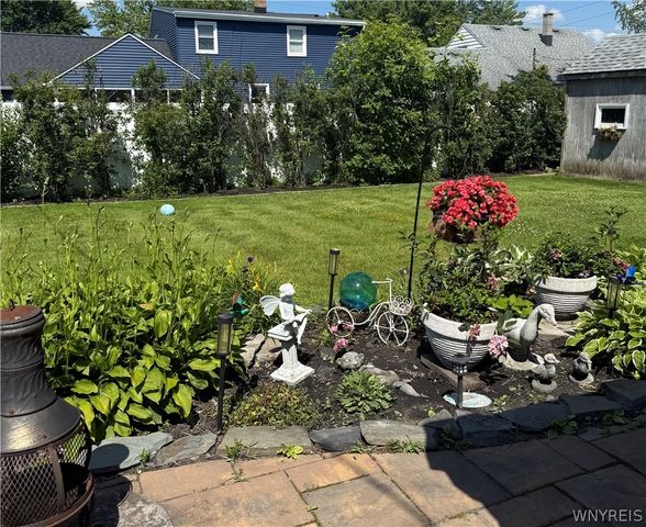 233 Glendale Drive, Tonawanda, NY 14150