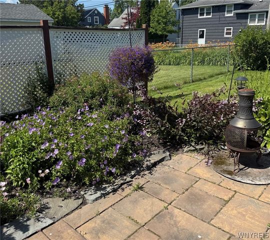 233 Glendale Drive, Tonawanda, NY 14150