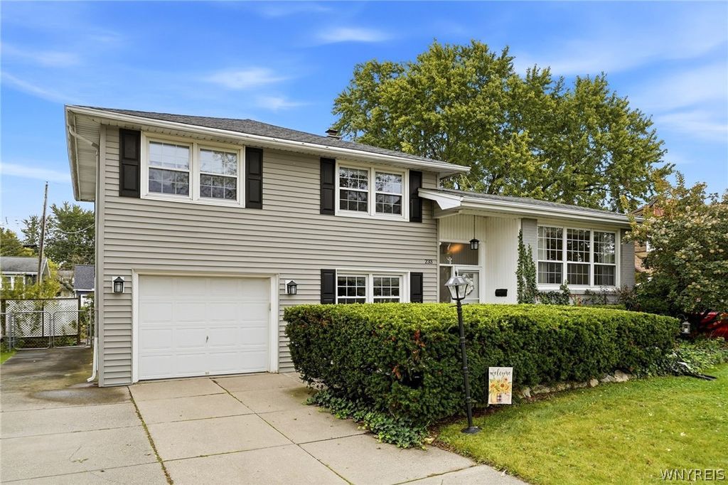 233 Glendale Drive, Tonawanda, NY 14150