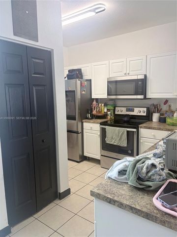 3320 NE 13th Cir Drive 112-23, Homestead, FL 33033