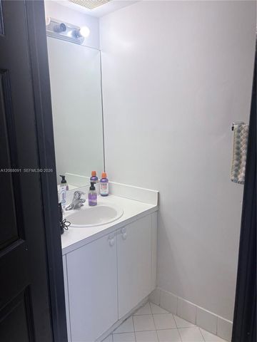 3320 NE 13th Cir Drive 112-23, Homestead, FL 33033