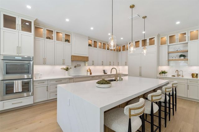 3407 S LIGHTNER DRIVE, Tampa, FL 33629