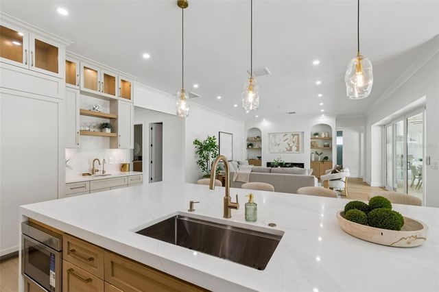 3407 S LIGHTNER DRIVE, Tampa, FL 33629