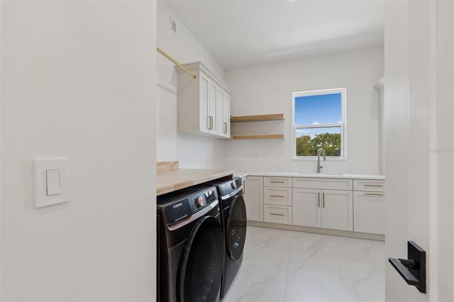 3407 S LIGHTNER DRIVE, Tampa, FL 33629