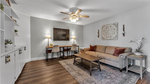 1021 DOLLY LANE, Lakeland, FL 33813