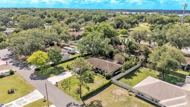1021 DOLLY LANE, Lakeland, FL 33813