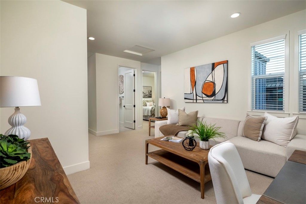 Image 11 of property listing at 18013 Roch Court, Fountain Valley, CA 92708