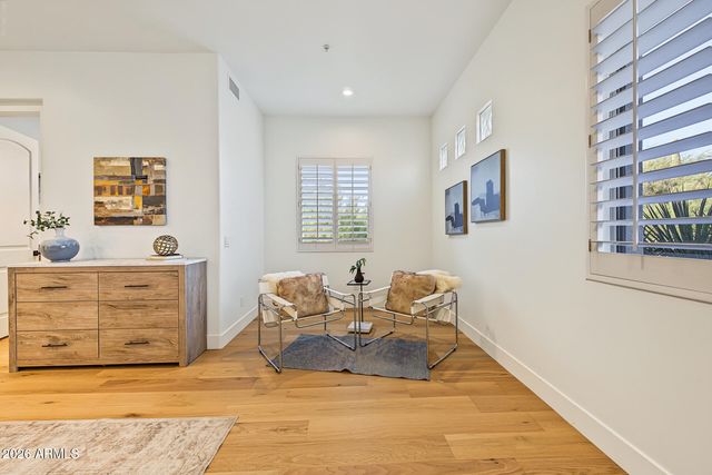 10962 E DALE Lane, Scottsdale, AZ 85262