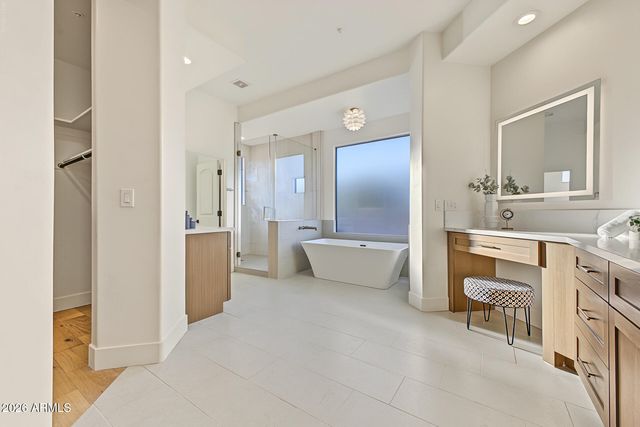 10962 E DALE Lane, Scottsdale, AZ 85262
