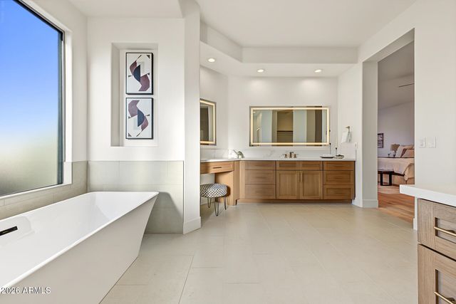 10962 E DALE Lane, Scottsdale, AZ 85262