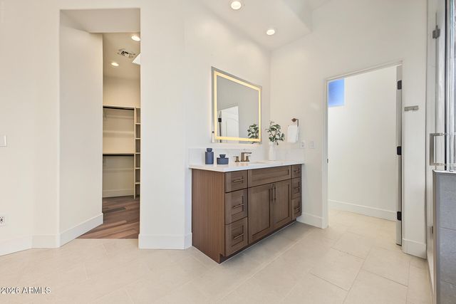 10962 E DALE Lane, Scottsdale, AZ 85262