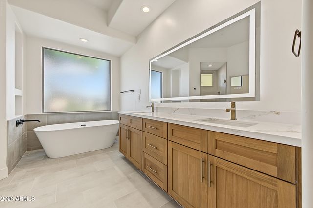 10962 E DALE Lane, Scottsdale, AZ 85262