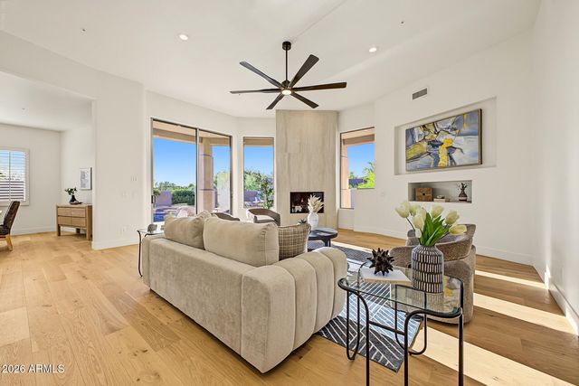 10962 E DALE Lane, Scottsdale, AZ 85262