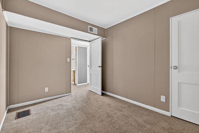 290 S Hampton Road, Columbus, OH 43213