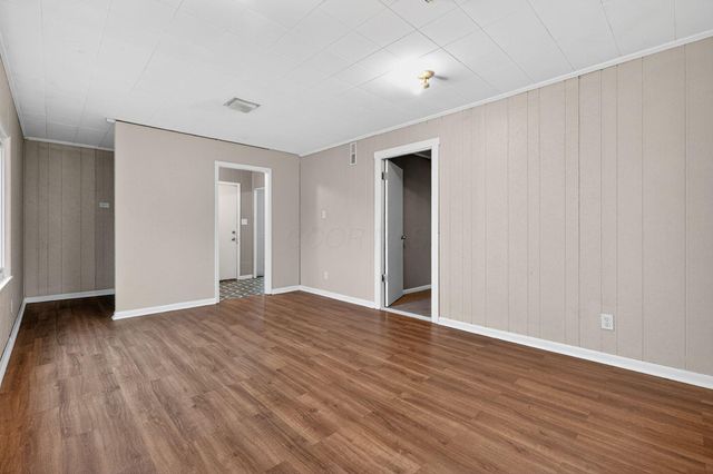 290 S Hampton Road, Columbus, OH 43213