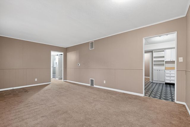 290 S Hampton Road, Columbus, OH 43213