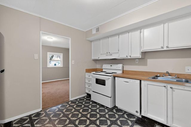 290 S Hampton Road, Columbus, OH 43213