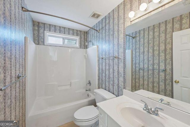 125 Glenleigh Walk, Fayetteville, GA 30214