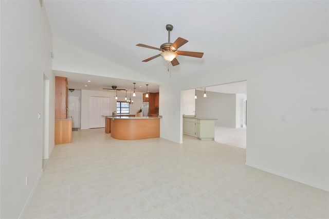 1819 NEW BEDFORD DRIVE, Sun City Center, FL 33573
