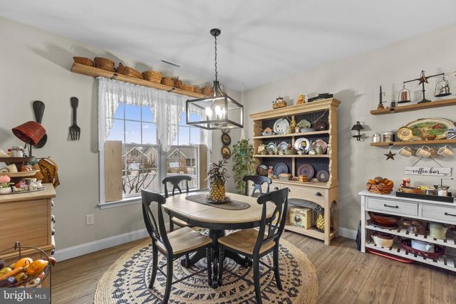 7 STONERS CIR, Littlestown, PA 17340