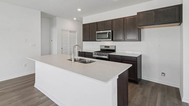 2415 Glacier Street, Pingree Grove, IL 60140