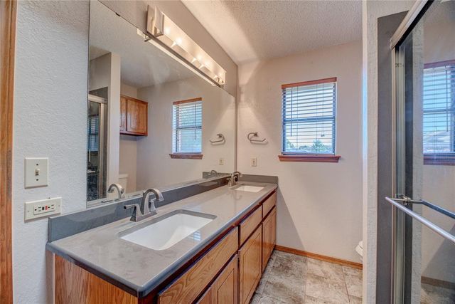 304 Bradgate Drive, Yukon, OK 73099