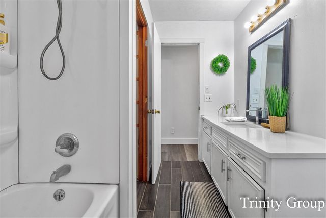 100 W Brooks Street, Newaygo, MI 49337