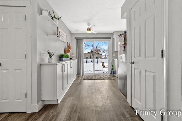 100 W Brooks Street, Newaygo, MI 49337