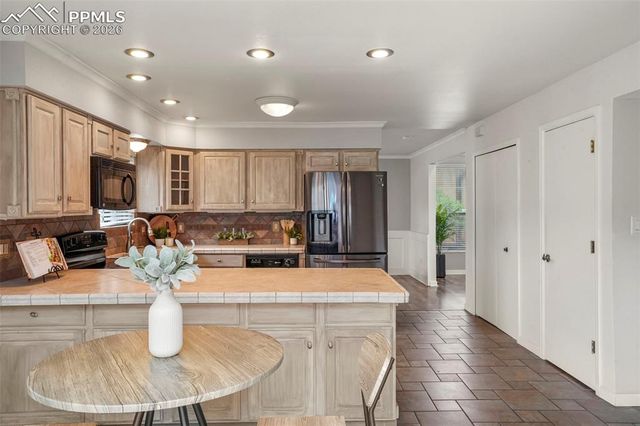 4684 Winewood Village Drive, Colorado Springs, CO 80917