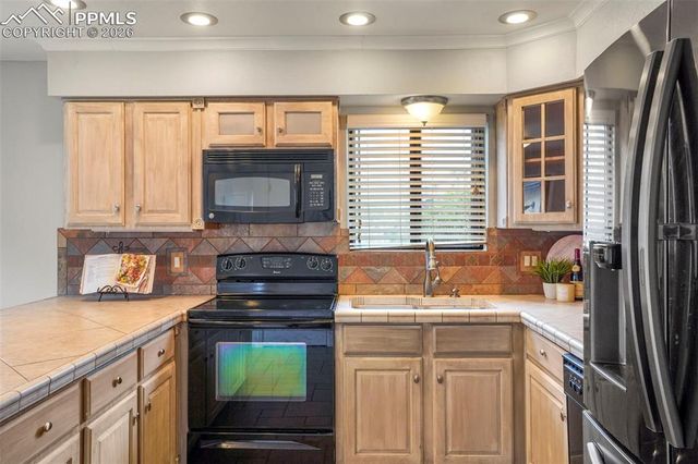4684 Winewood Village Drive, Colorado Springs, CO 80917