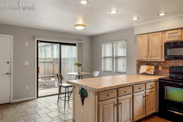 4684 Winewood Village Drive, Colorado Springs, CO 80917