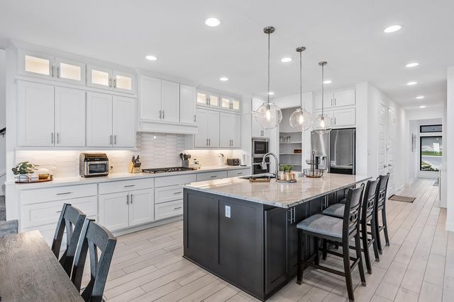 216 Rosetta LOOP, Liberty Hill, TX 78642